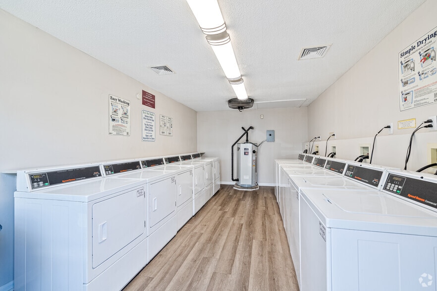 More Photos Of 6139 Edward St, Norfolk Apartments For Sale