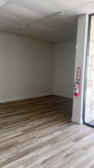 Primary Photo Of 3200-3226 W Hillsboro Blvd, Deerfield Beach Storefront For Lease