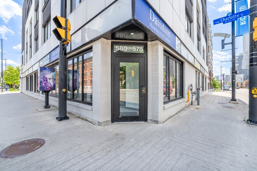 More Photos Of 168 Charlotte St, Ottawa Office For Lease