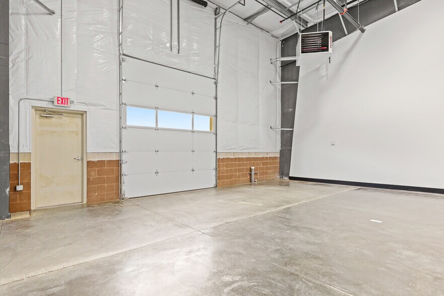 More Photos Of 2844 Westway Drive, Brunswick Warehouse For Lease