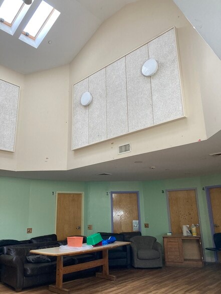 More Photos Of 220 Danville Corner Rd, Auburn Assisted Living For Lease