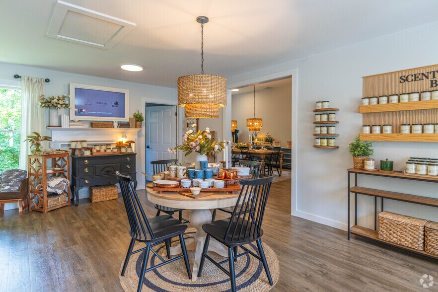 More Photos Of 75 State Route 15, Lafayette Unknown For Lease