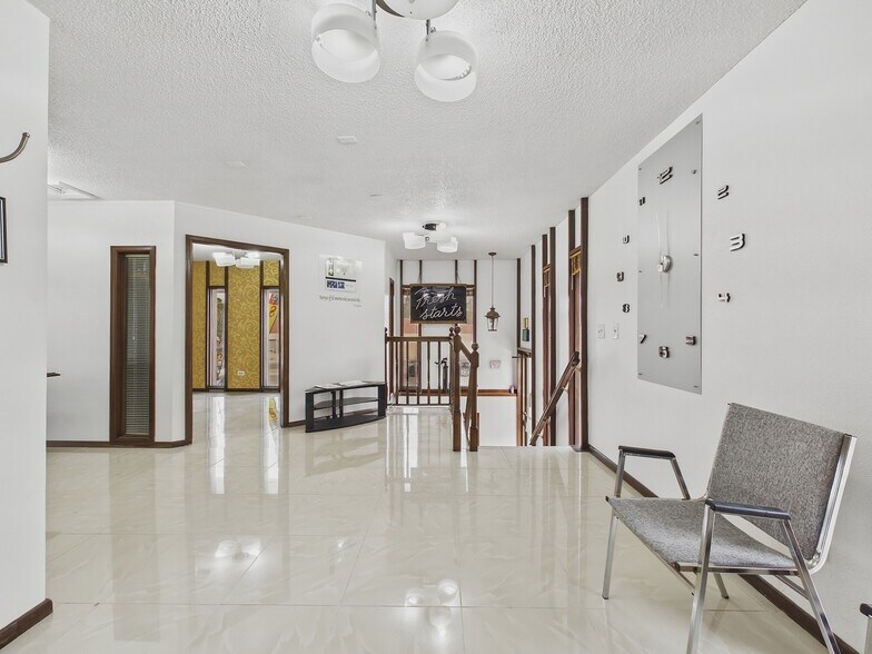More Photos Of 4219 S Broadway, Englewood Medical For Sale