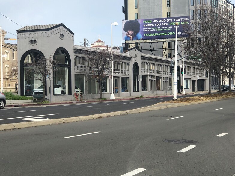 Primary Photo Of 2801-2825 Broadway, Oakland Auto Dealership For Lease