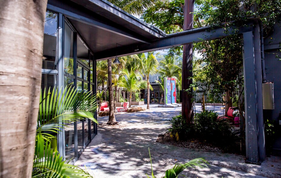 More Photos Of 7610-7636 NE 4th Ct, Miami Industrial For Lease