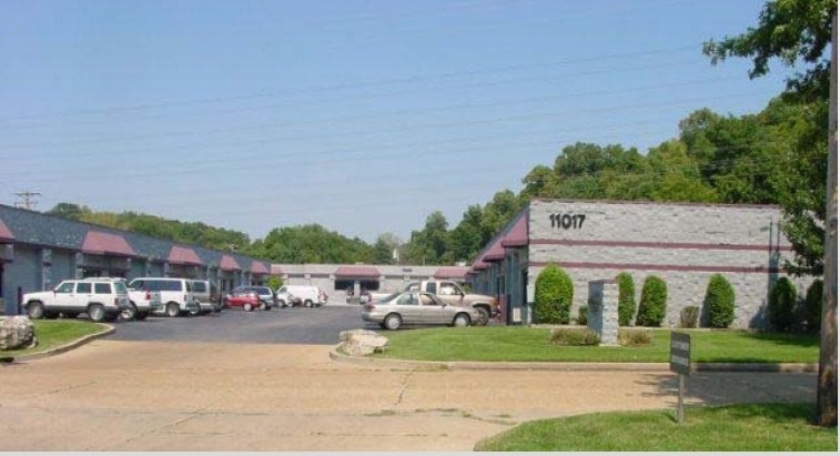 More Photos Of 11017-11037 Gravois Industrial Ct, Saint Louis Warehouse For Lease