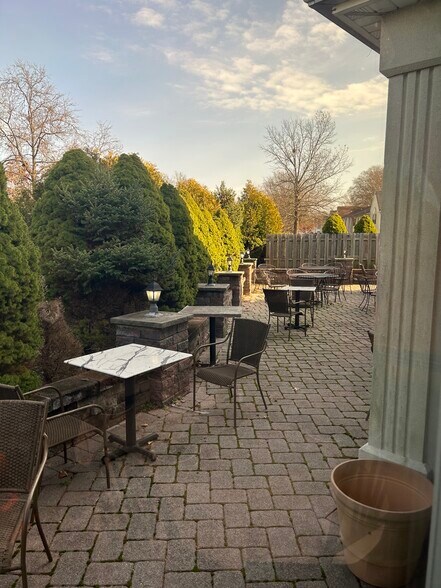 More Photos Of 1104 Highway 36, Hazlet Restaurant For Lease