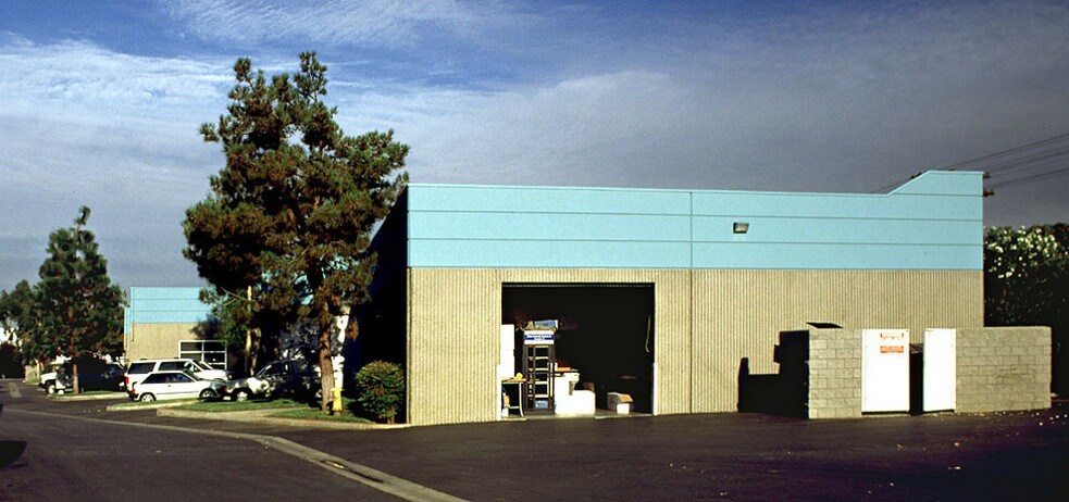 More Photos Of 301 E Arrow Hwy, San Dimas Unknown For Lease