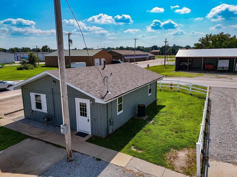 More Photos Of 1600 Park Lane Dr, Trenton Industrial For Sale