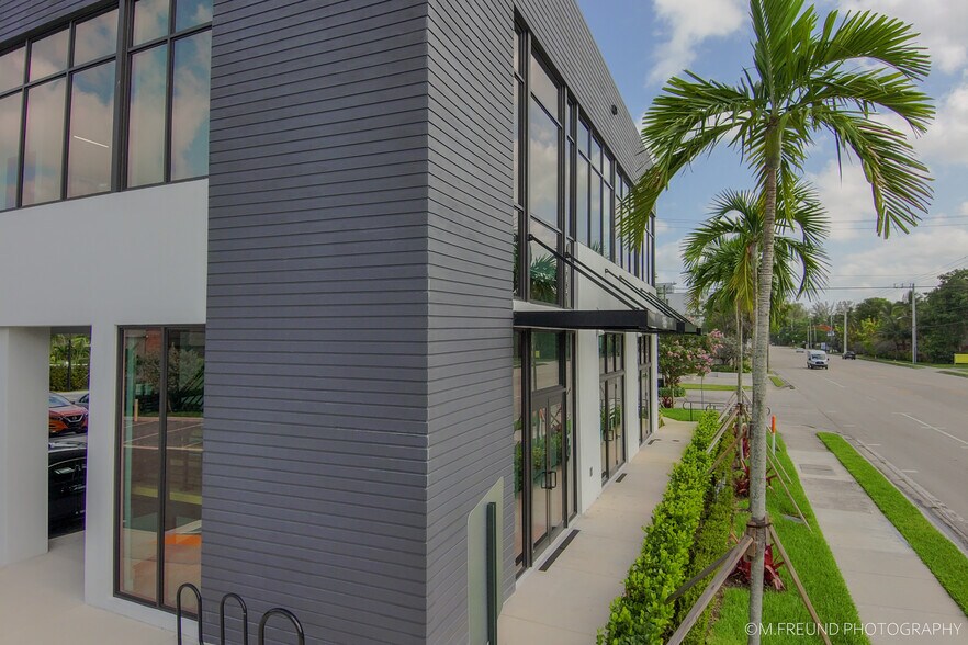 More Photos Of 1985 N Andrews Ave, Wilton Manors Freestanding For Lease