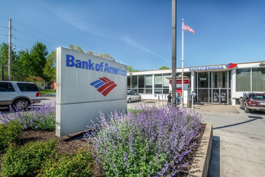 Primary Photo Of 1314 N 38th St, Kansas City Office For Lease