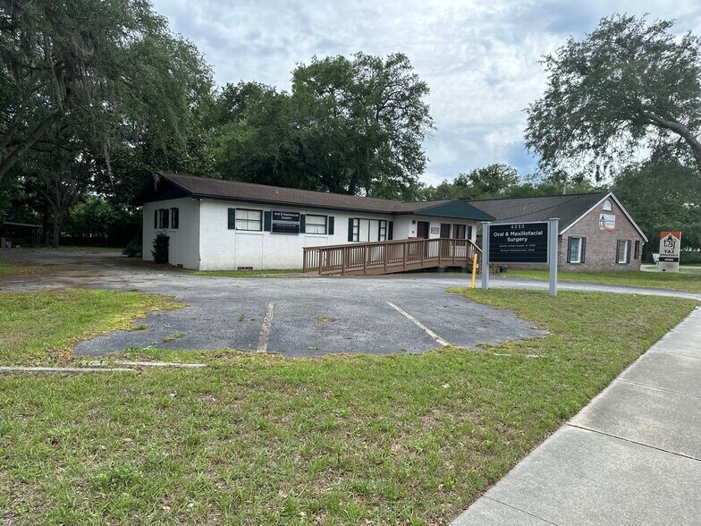 More Photos Of 4232 Baymeadows Rd, Jacksonville Medical For Sale