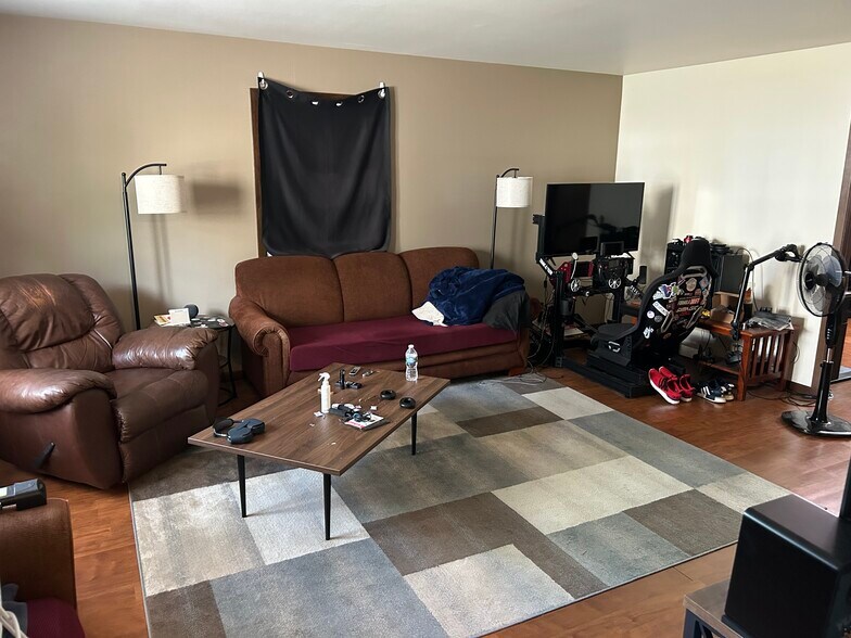 More Photos Of 615 Mount Nemo Ave, Eau Claire Multifamily For Sale