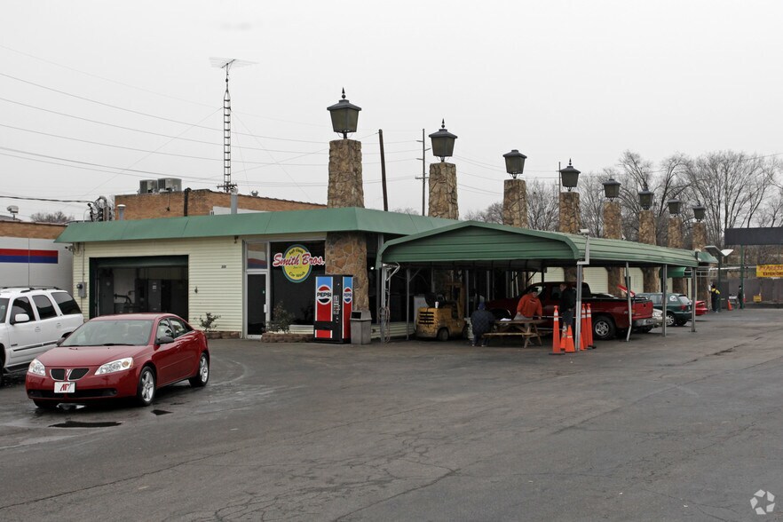 More Photos Of 222 Gallatin Pike S, Madison Carwash For Sale