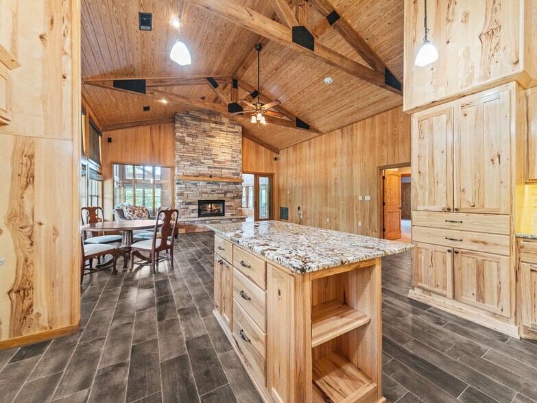 More Photos Of 110 Lizard ln, Story Specialty For Sale