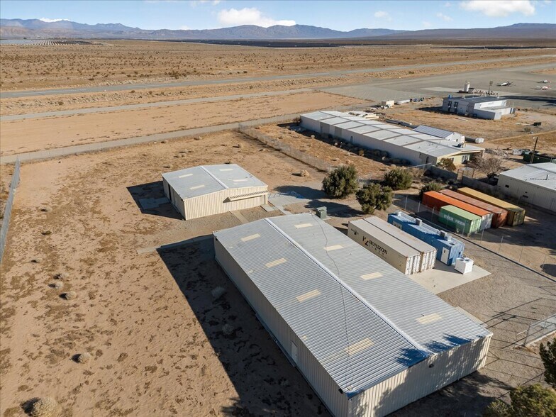 More Photos Of 6288 Curtis Pl, California City Warehouse For Sale