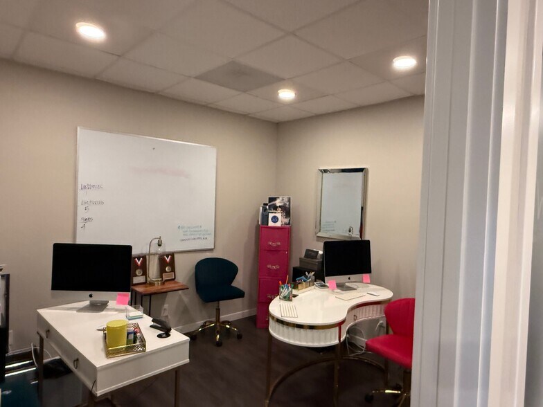 More Photos Of 1730 E Republic Rd, Springfield Unknown For Lease
