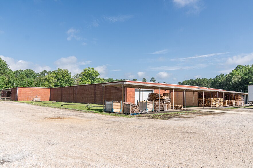 More Photos Of 2580 Highway 46, Heflin Warehouse For Sale