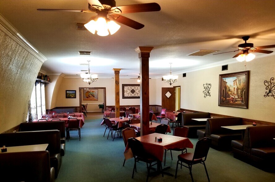 More Photos Of 1017 S Columbia Dr, West Columbia Restaurant For Sale
