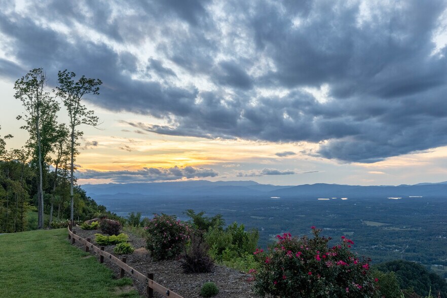 More Photos Of 6572 Burkemont Rd, Morganton Specialty For Sale