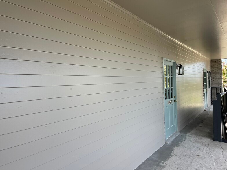 More Photos Of 11603 Newcastle Ave, Baton Rouge Office For Lease