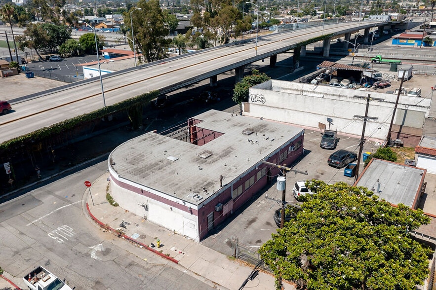 More Photos Of 325-329 E Rosecrans Ave, Compton Loft Creative Space For Sale