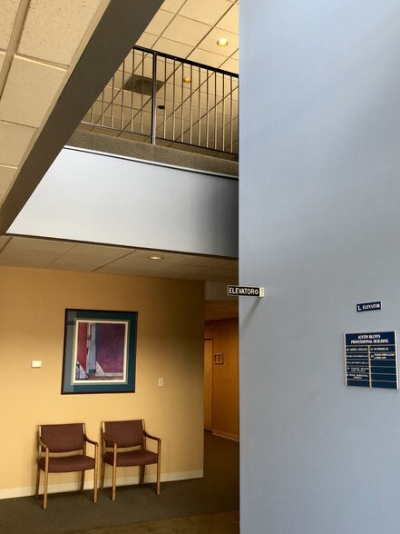 More Photos Of 3425 Austin Bluffs Pky, Colorado Springs Medical For Lease