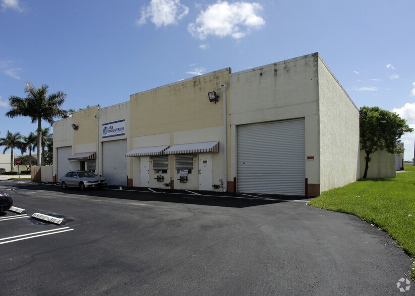 More Photos Of 11860 SW 144th Ct, Miami Warehouse For Lease