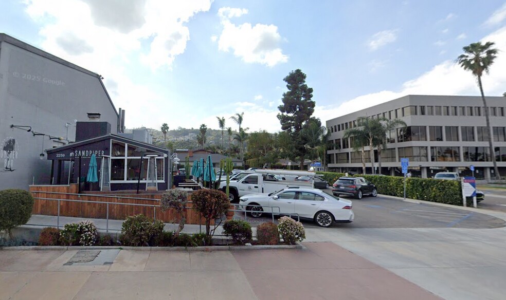 More Photos Of 2255-2259 Avenida De La Playa, La Jolla Storefront Retail Office For Lease