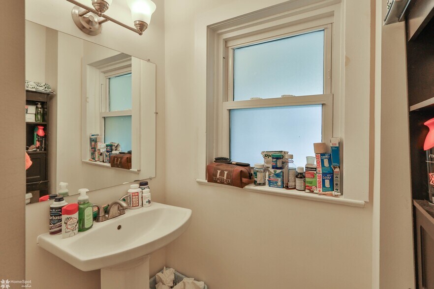 More Photos Of 2101 W Liberty St, Allentown Bar For Sale