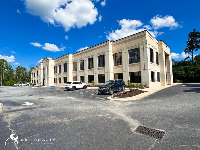 More Photos Of 34 Upper Riverdale Rd, Riverdale Medical For Lease