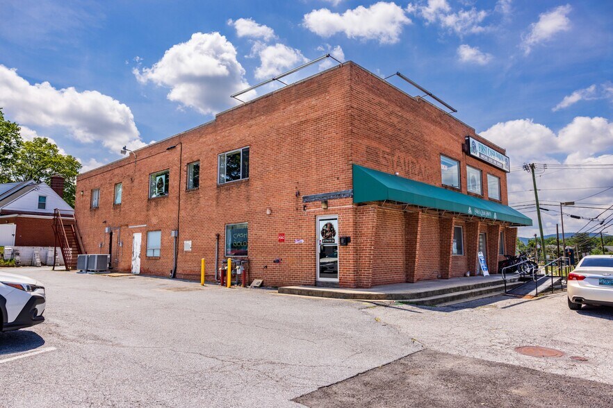 More Photos Of 500 W Patrick St, Frederick Freestanding For Sale