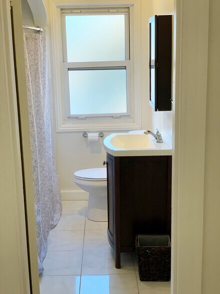 More Photos Of 885-889 S 1st St, San Jose Storefront Retail Residential For Sale