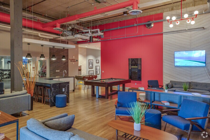 More Photos Of 233 Kennedy St, Winnipeg Apartments For Lease