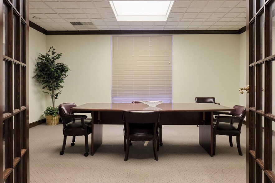 More Photos Of 1908 W Allen St, Allentown Office For Lease