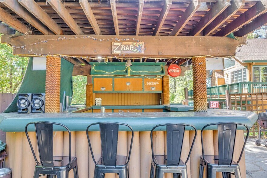 More Photos Of 22732 Middle Camp rd, Sonora Hotel For Sale