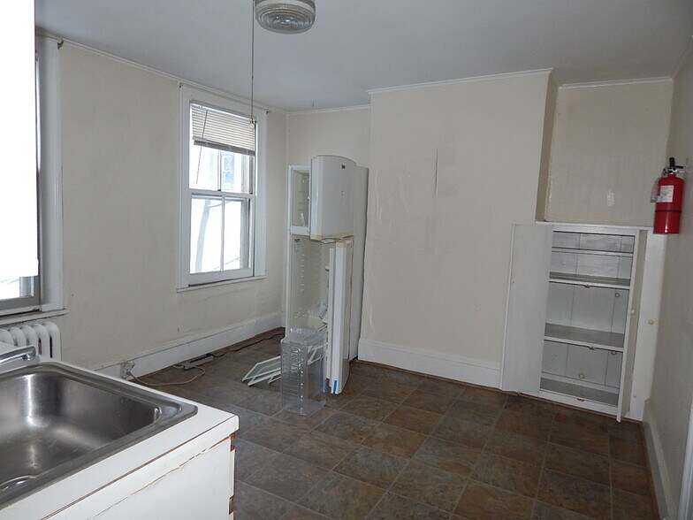 More Photos Of 125 Hudson Ter, Piermont Apartments For Sale