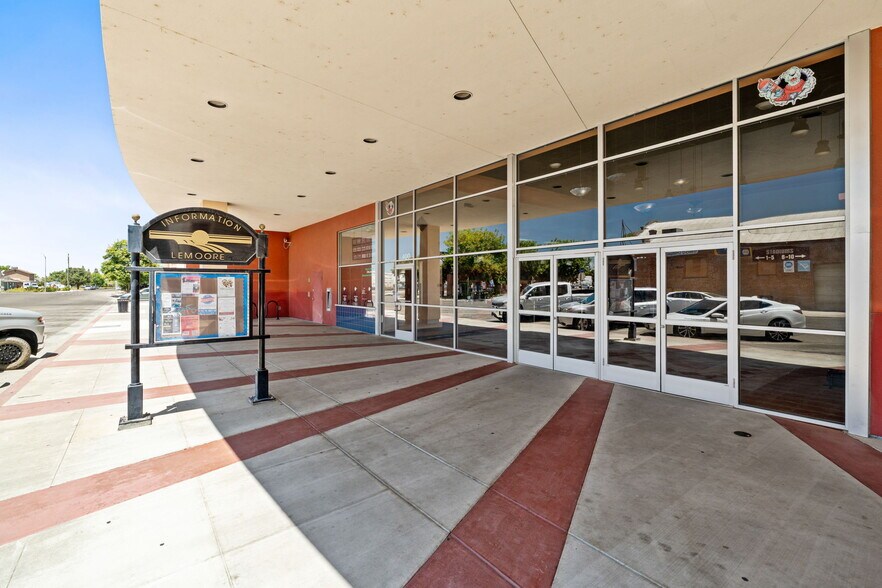 More Photos Of 400 Follett St, Lemoore Freestanding For Sale