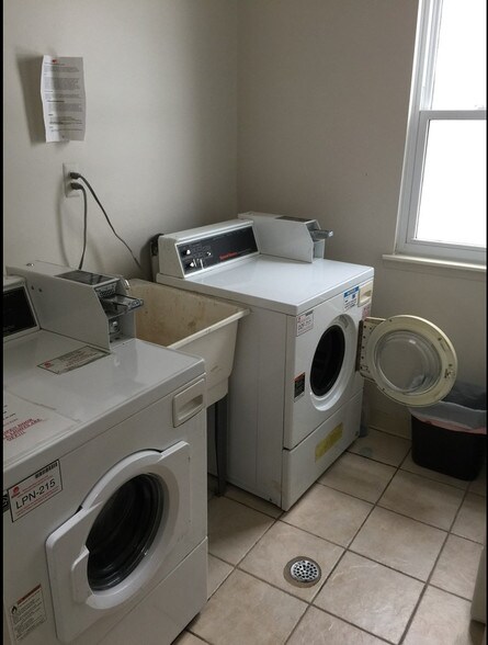 More Photos Of 17100 Clinton River Rd, Clinton Township Apartments For Sale