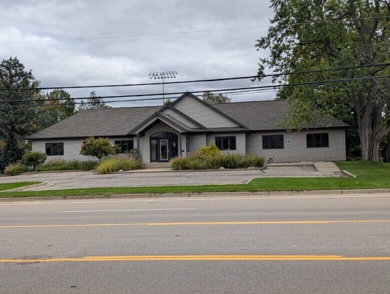 Primary Photo Of 5217 Lovers Ln, Portage Office For Sale