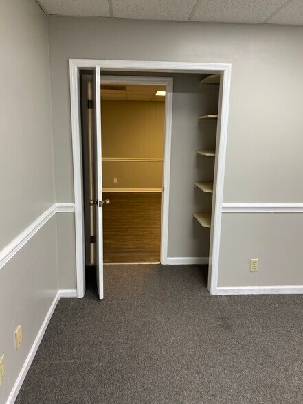 More Photos Of 107-187 Roberson Mill Rd NE, Milledgeville Office For Sale