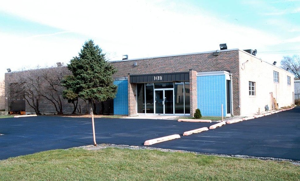 More Photos Of 825 Nicholas Blvd, Elk Grove Village Warehouse For Sale