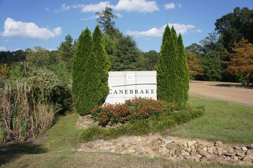 More Photos Of 10 Canebrake Blvd, Flowood Coworking Space