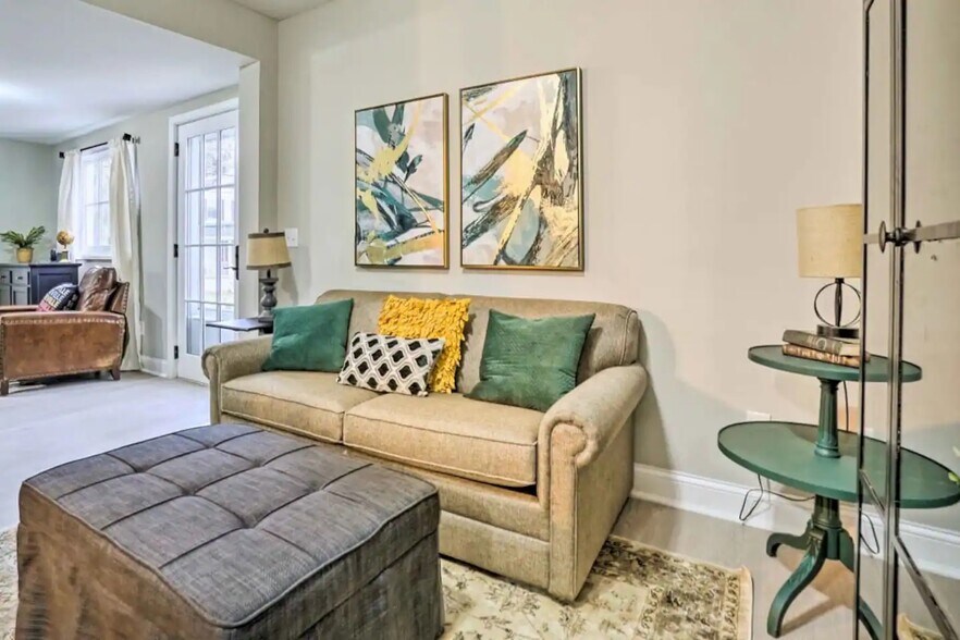 More Photos Of 16-20 W Park St, Westerville Apartments For Sale