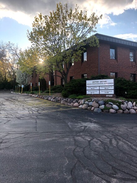More Photos Of 20700 Watertown Rd, Waukesha Unknown For Lease
