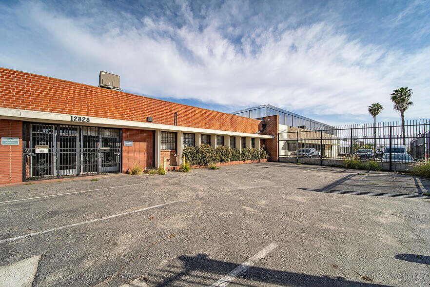 More Photos Of 12828 S Broadway, Los Angeles Warehouse For Sale