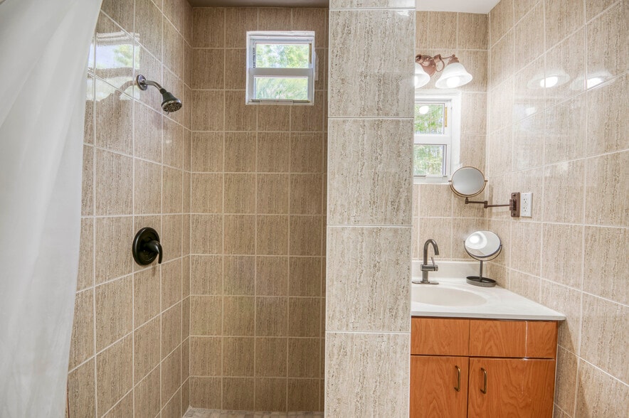 More Photos Of 130 S Ocean Breeze, Lake Worth Beach Apartments For Sale