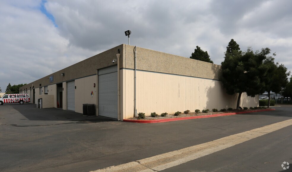 More Photos Of 2712 Transportation Ave, National City Unknown For Lease