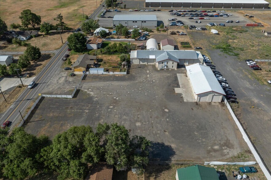 More Photos Of 1927 S Garfield Rd, Airway Heights Warehouse For Sale