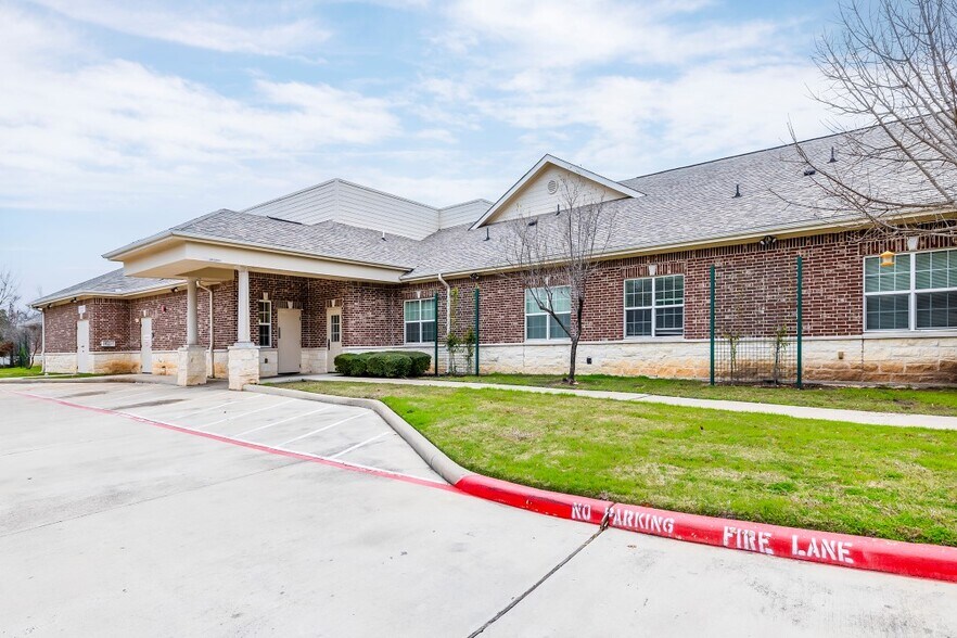 More Photos Of 10025 Anderson Mill Rd, Austin Assisted Living For Sale